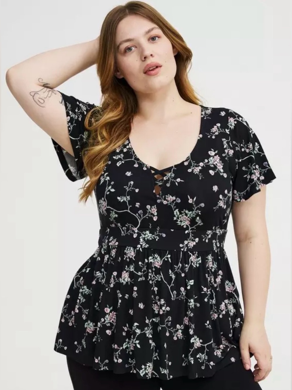 NWT Torrid Super Soft Strappy Babydoll Top Women’s Size 00 M/L Black Floral